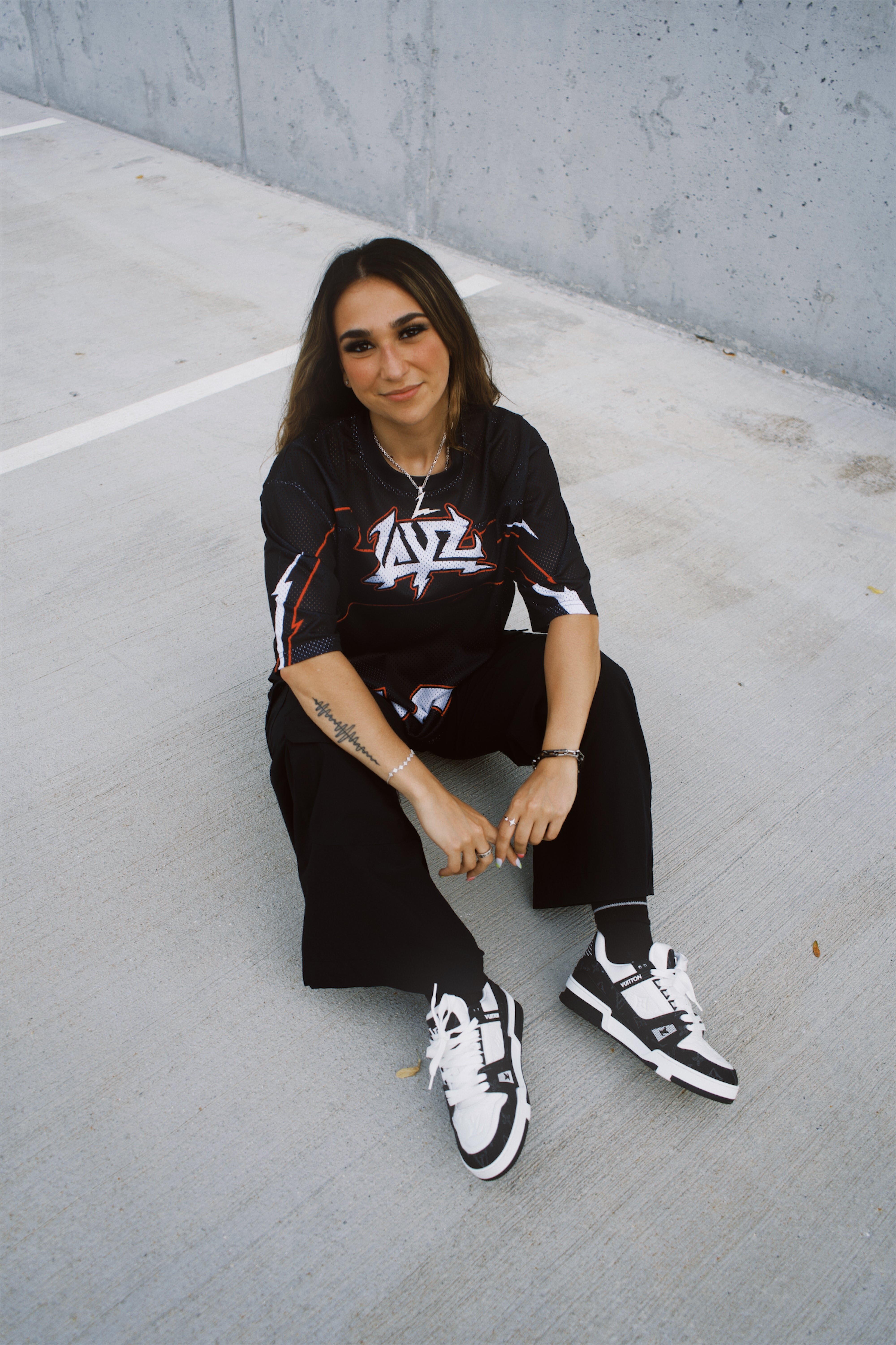 LAYZ OVERSIZED WARM UP JERSEY